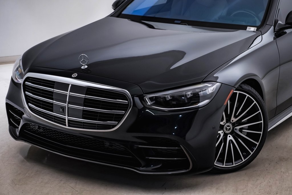 2023 Mercedes Benz S 580 4MATIC photo 3