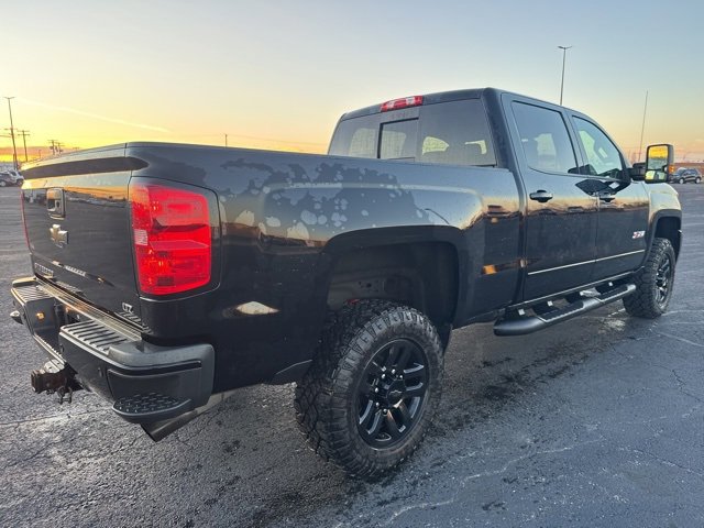 2018 Chevrolet Silverado 2500HD LTZ photo 4