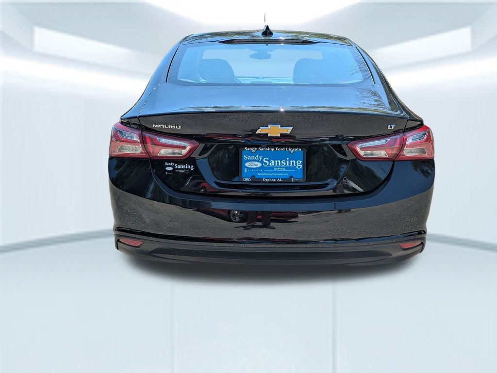 2022 Chevrolet Malibu 1LT photo 4