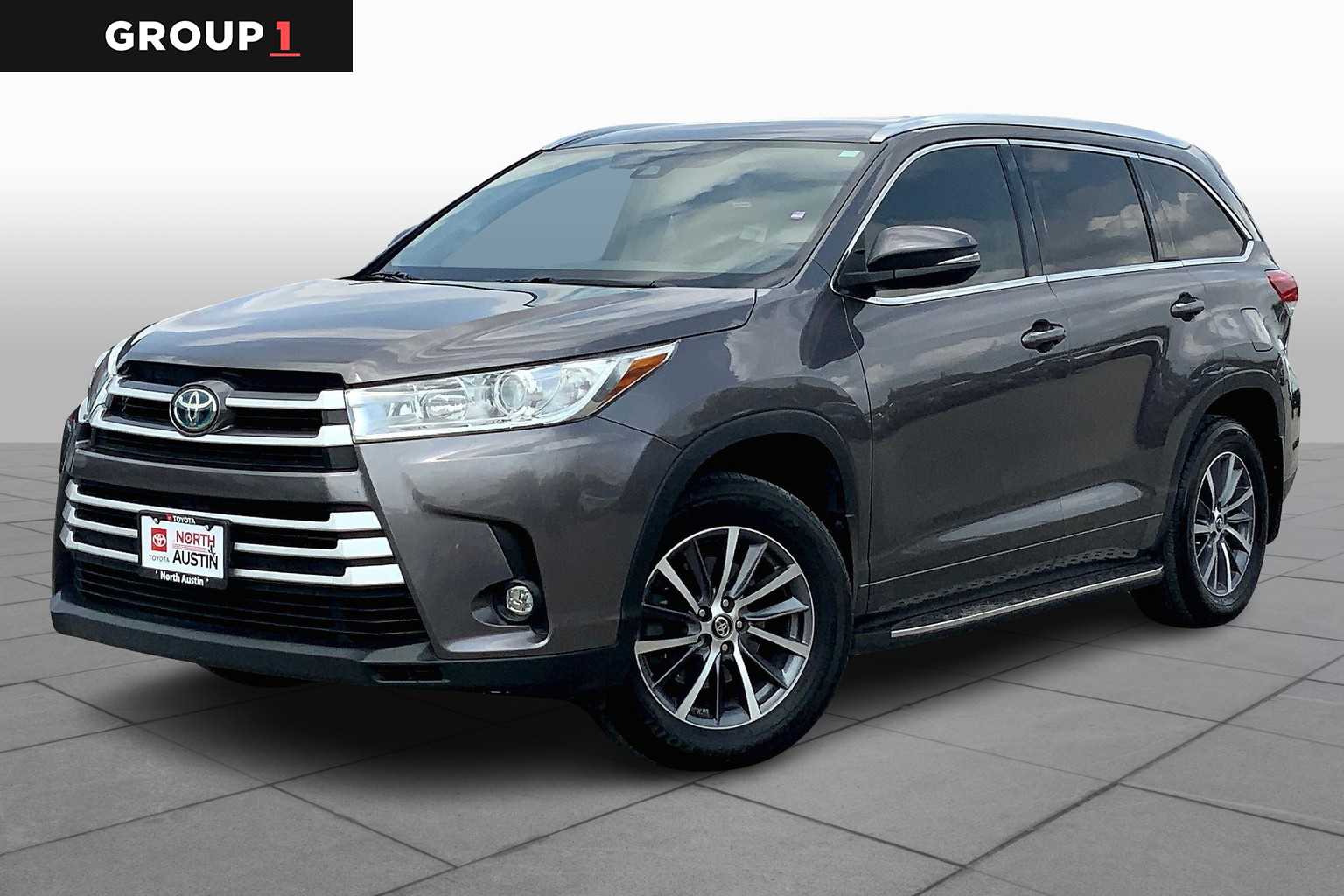 2017 Toyota Highlander XLE's photo