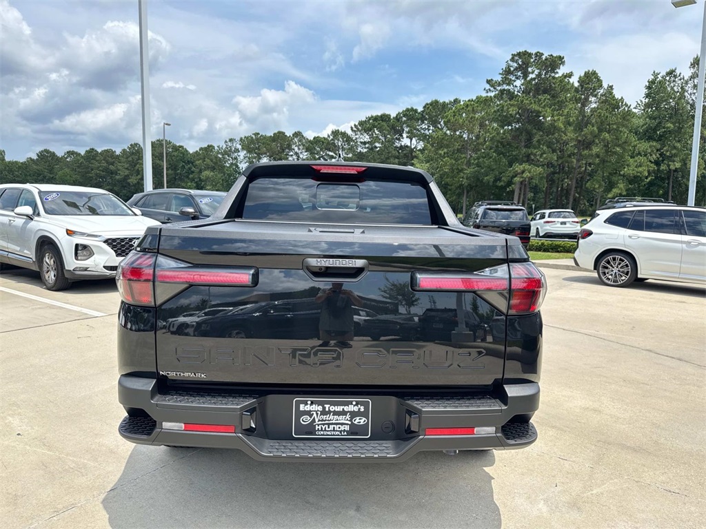 2025 Hyundai Santa Cruz SEL Activity photo 4