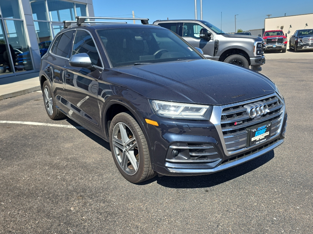 2019 Audi SQ5 Prestige photo 3