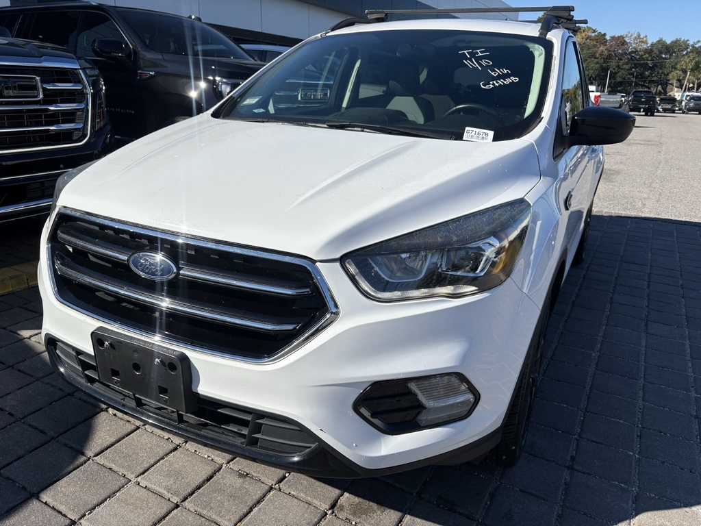 2018 Ford Escape SE photo 2