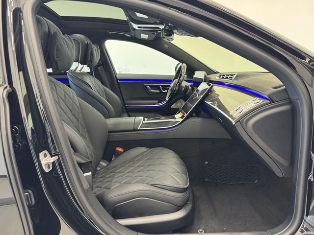 2026 Mercedes Benz S 580 4MATIC photo 17