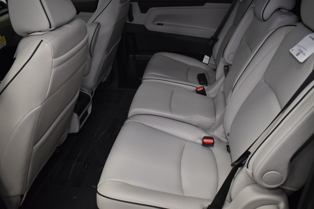 2026 Honda Odyssey Touring photo 20