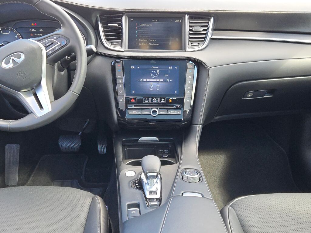 2022 Infiniti QX50 Luxe AWD photo 20