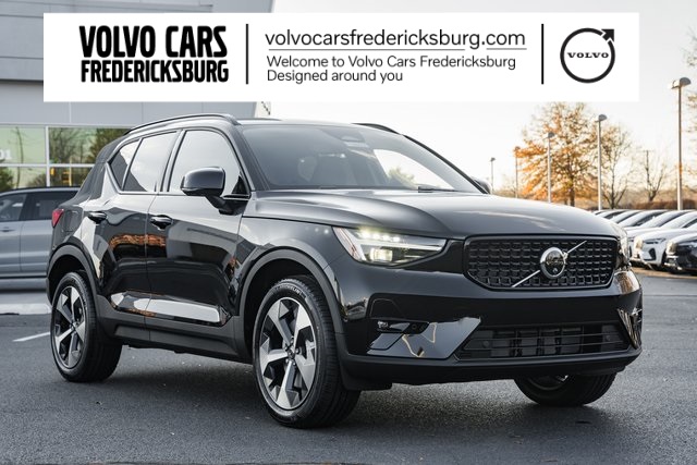 2026 Volvo XC40 Plus's photo