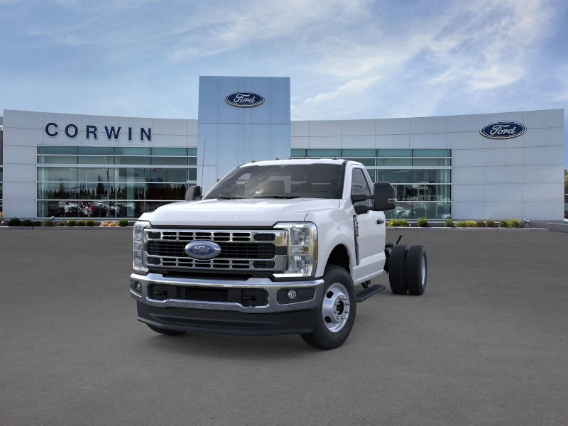 2025 Ford F-350 XL photo 3
