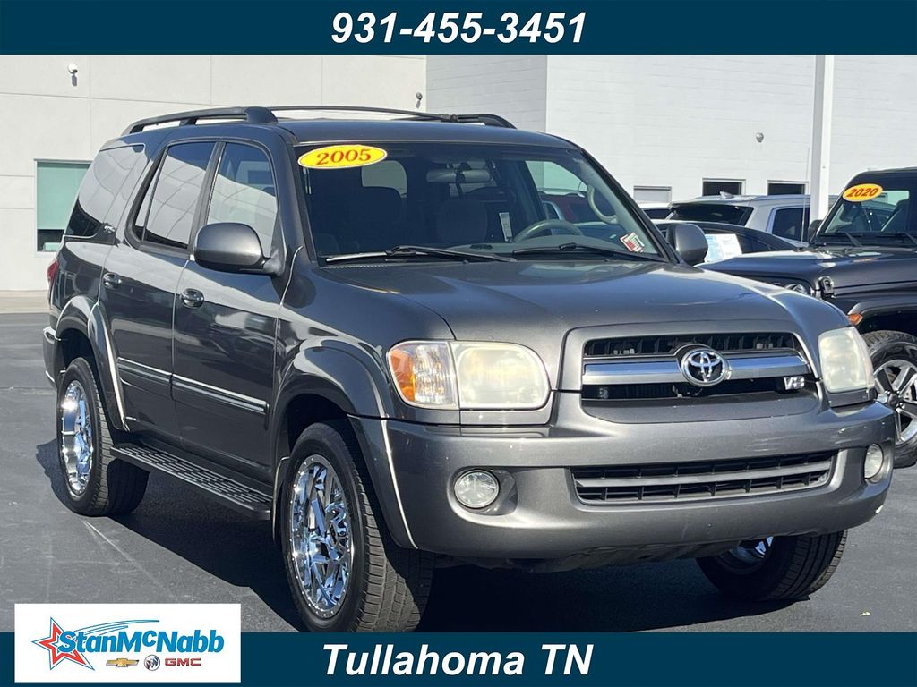 2005 Toyota Sequoia SR5