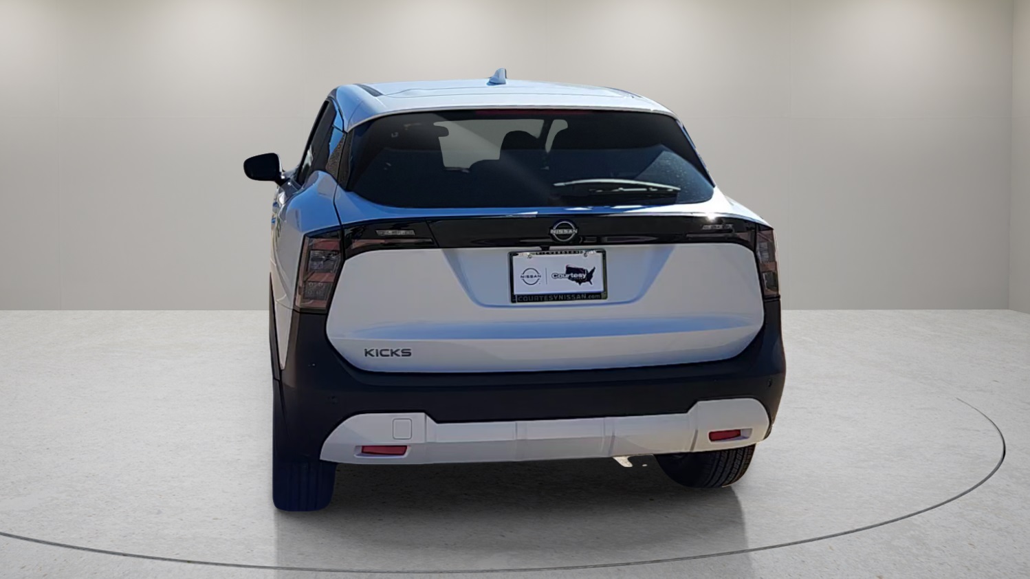 2025 Nissan Kicks SV photo 8