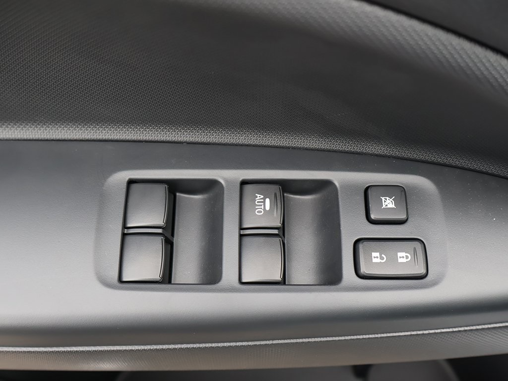 2024 Mitsubishi Mirage G4 ES photo 37