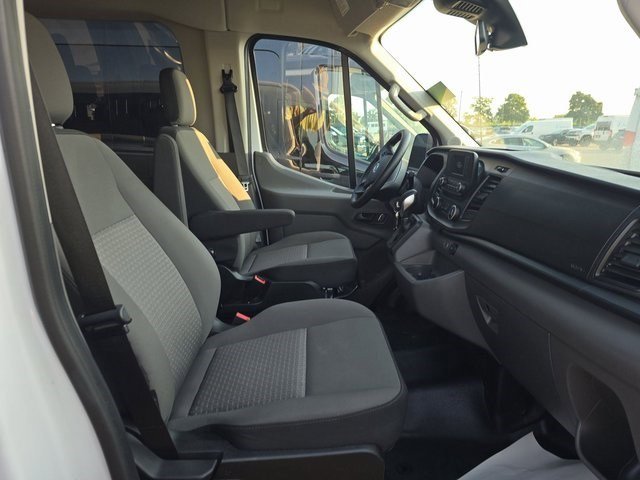 2024 Ford Transit Passenger XL photo 5