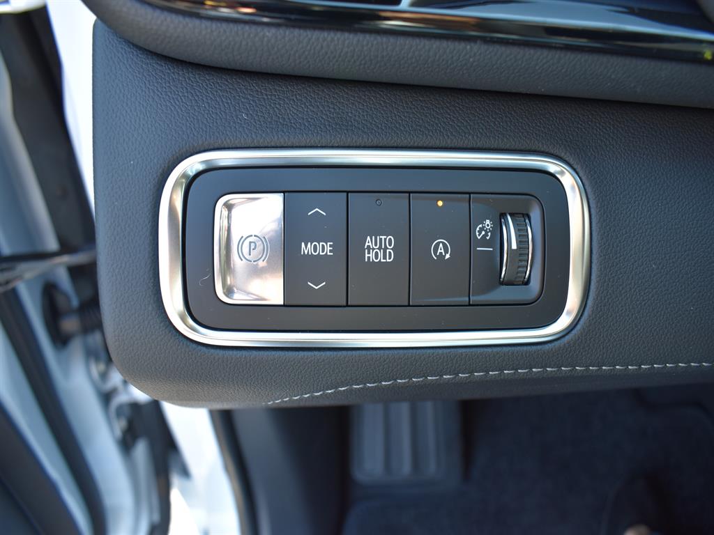 2026 Buick Enclave Avenir photo 16