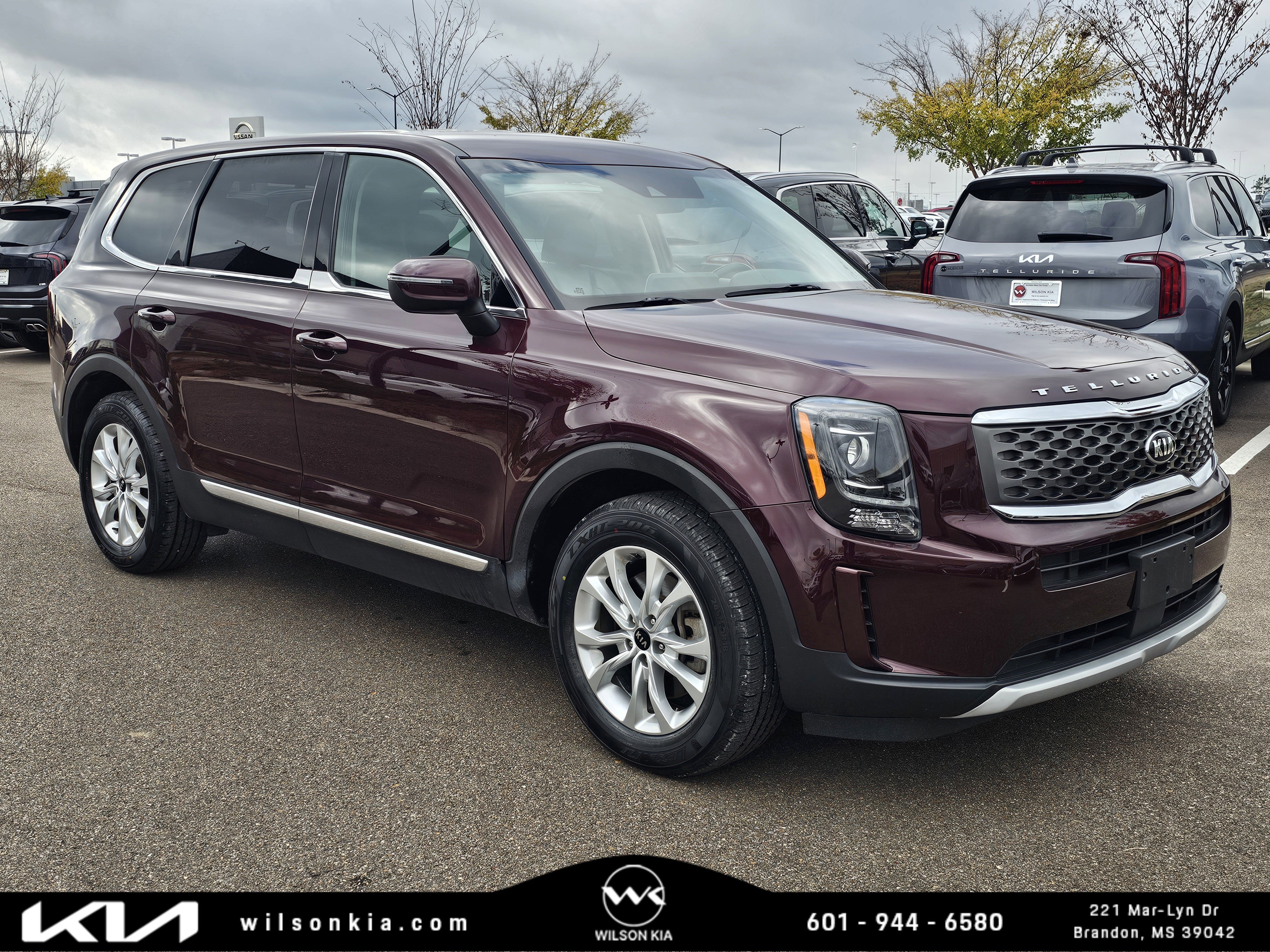 2020 Kia Telluride LX's photo