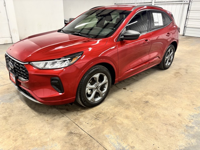 2024 Ford Escape ST-Line photo 3