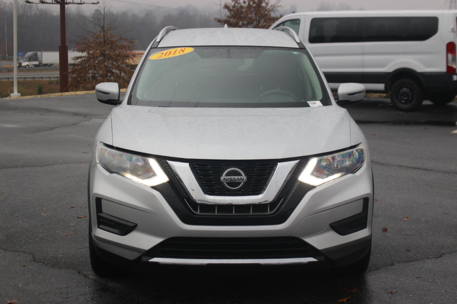 Used 2018 Nissan Rogue SV with VIN KNMAT2MV3JP577451 for sale in Morganton, NC