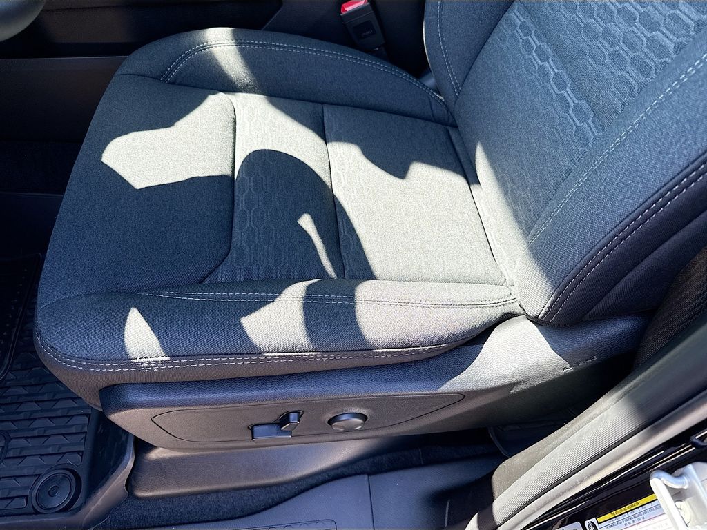 2026 Ram 1500 Big Horn photo 11