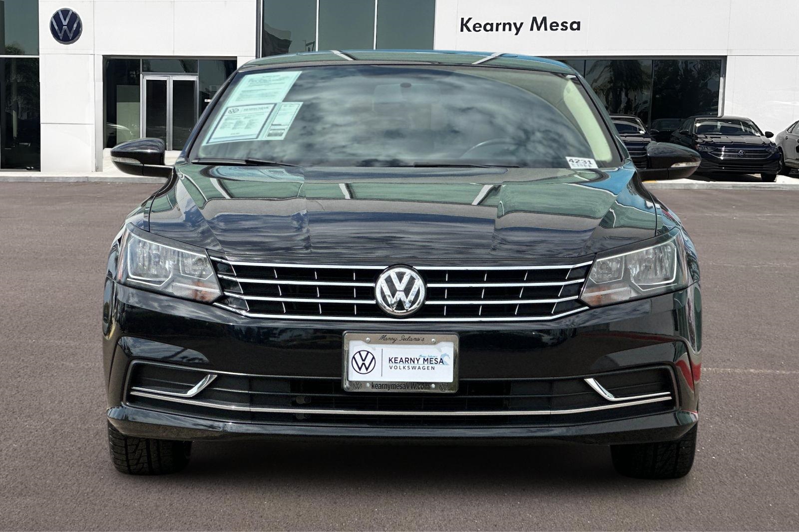 2018 Volkswagen Passat 2.0T SE photo 7
