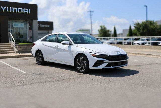 New 2025 White Hyundai Limited image 1