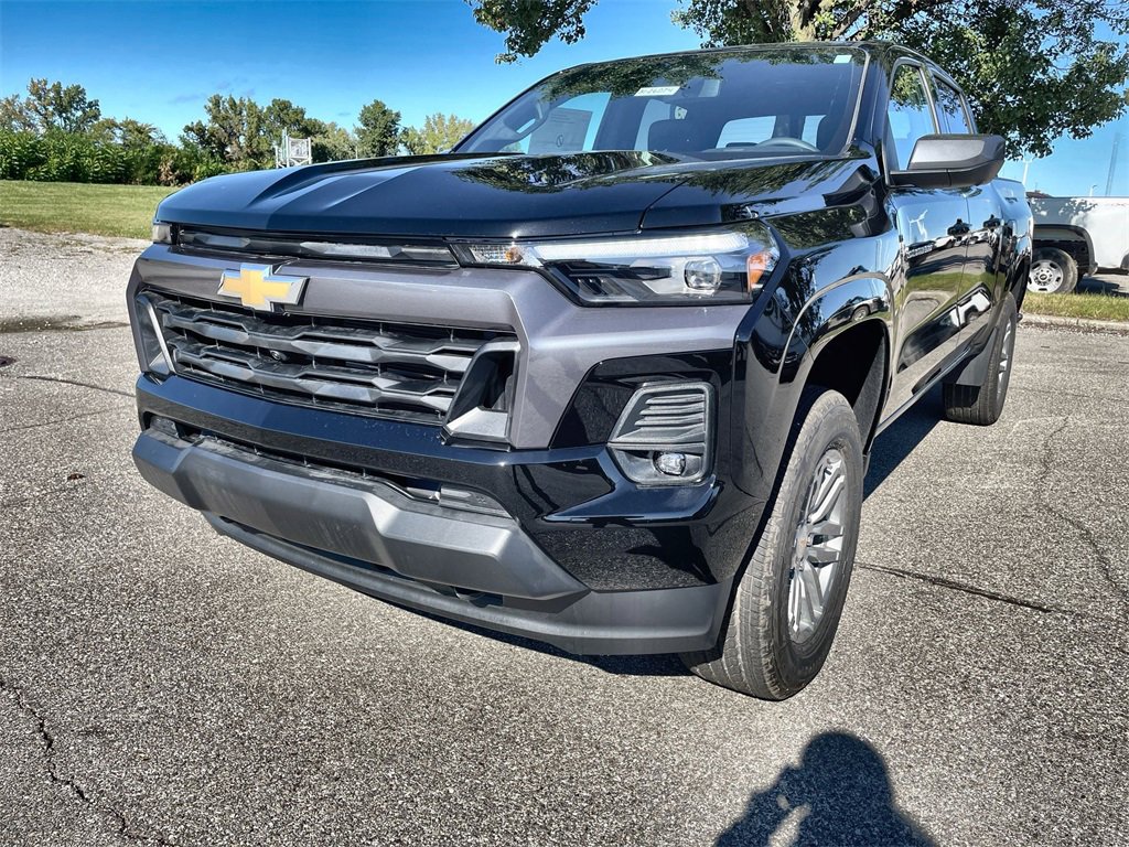 2026 Chevrolet Colorado LT photo 4