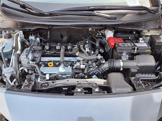 2025 Nissan Versa SV photo 20