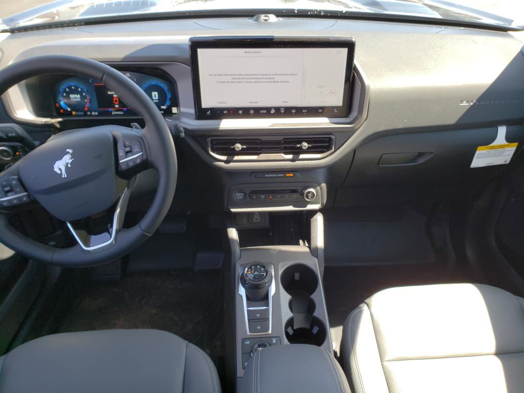 2025 Ford Bronco Sport Badlands photo 2