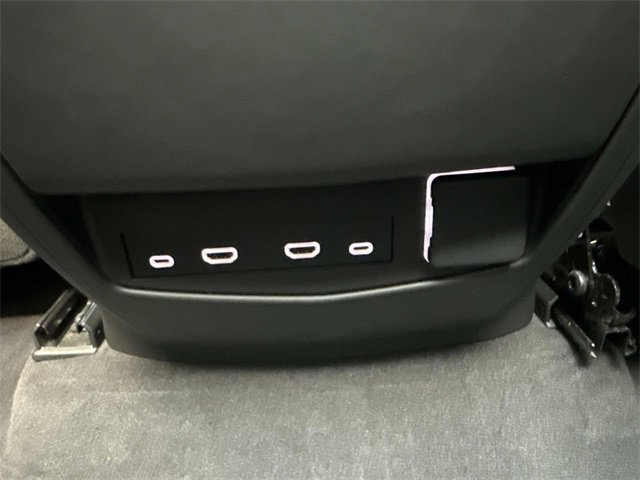 2023 Cadillac Escalade photo 17
