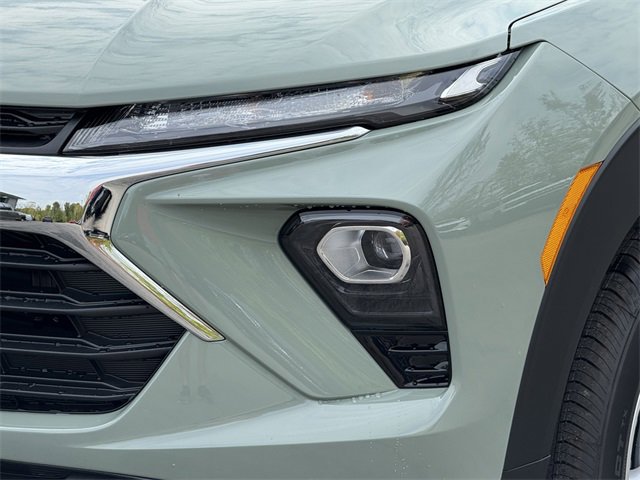 2026 Chevrolet Trailblazer LS photo 9
