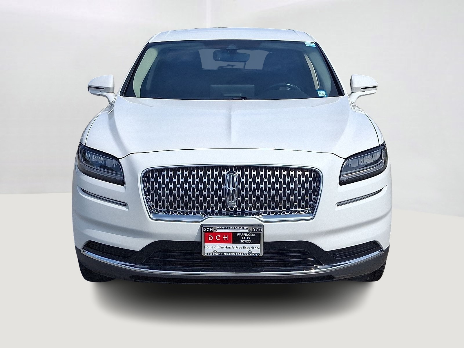 2021 Lincoln Nautilus Standard photo 2