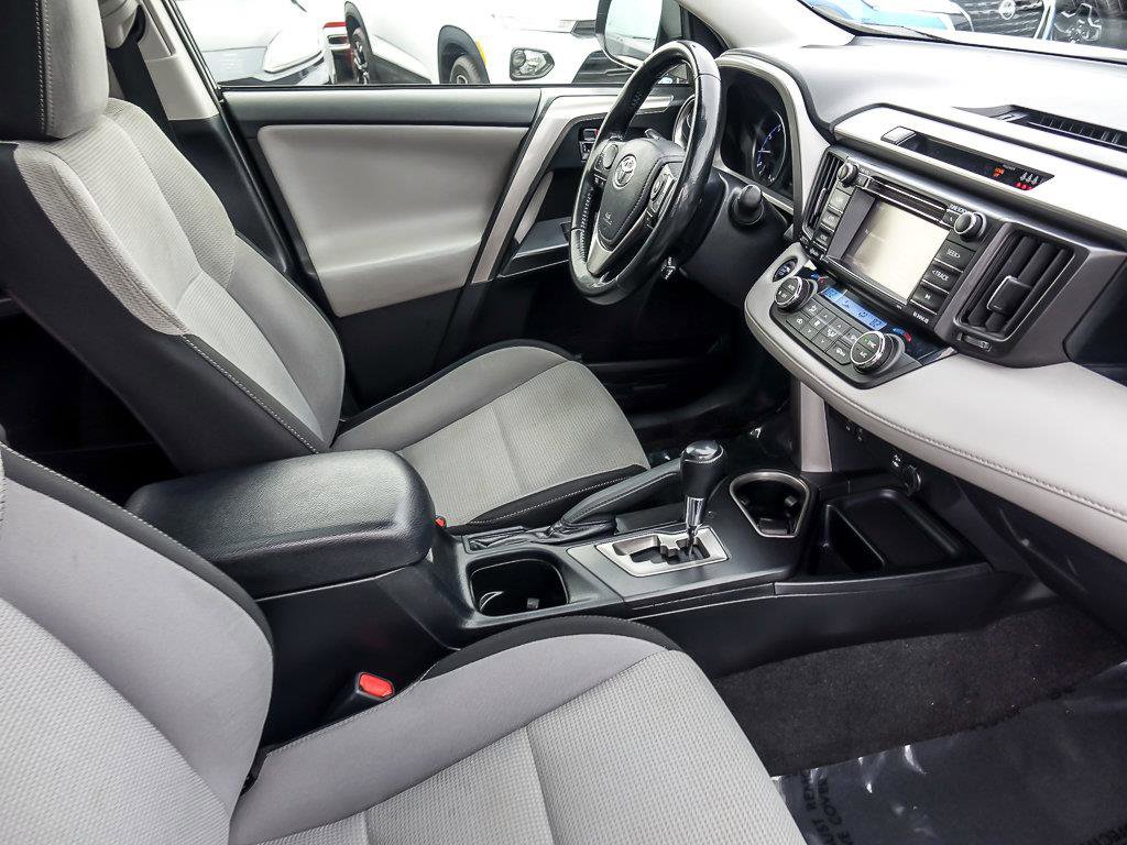 2018 TOYOTA RAV4 - Image 30