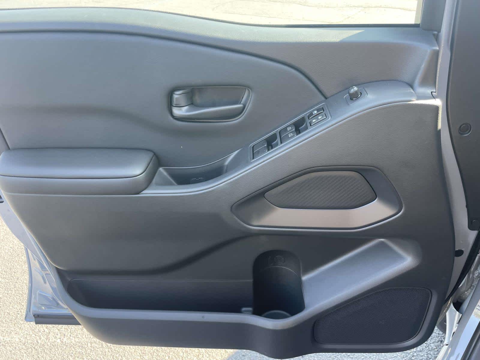 2026 Nissan Frontier SV photo 21