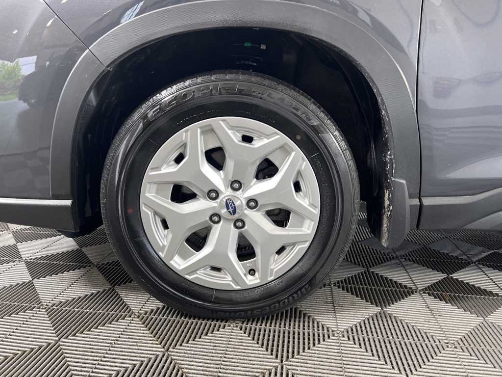 2023 Subaru Forester Base photo 26
