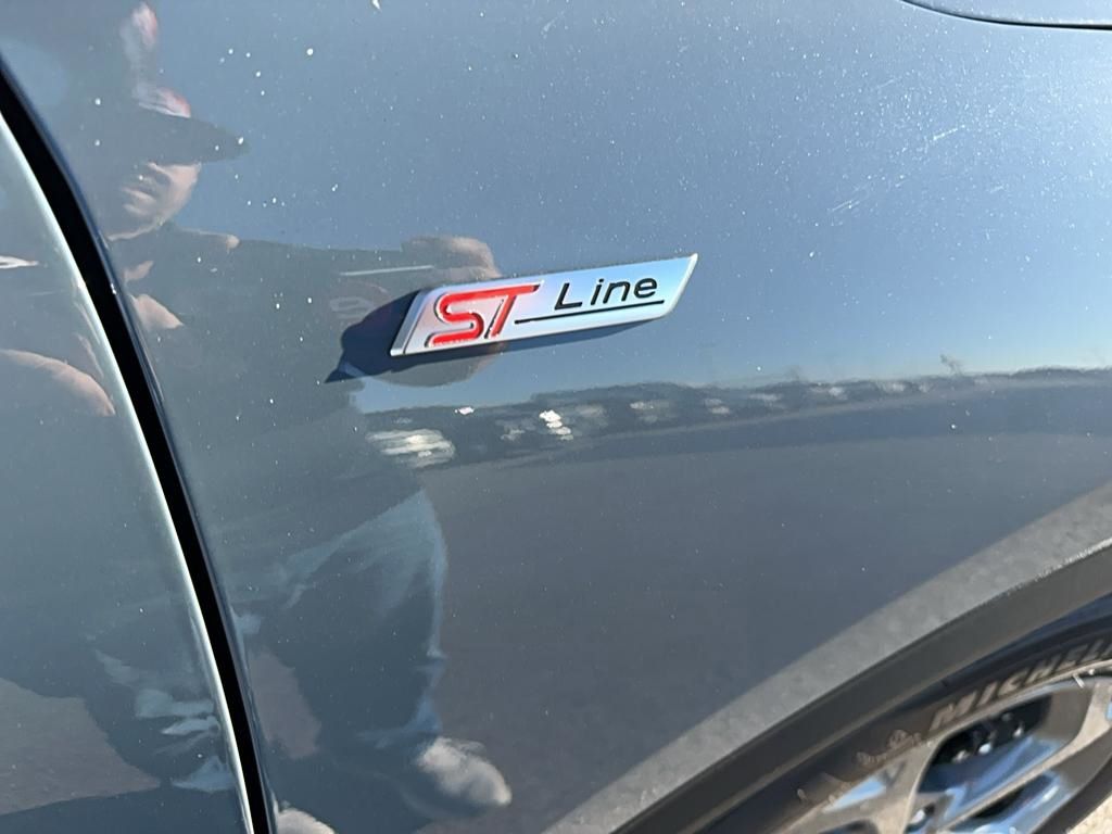 2025 Ford Escape Hybrid ST-Line photo 34