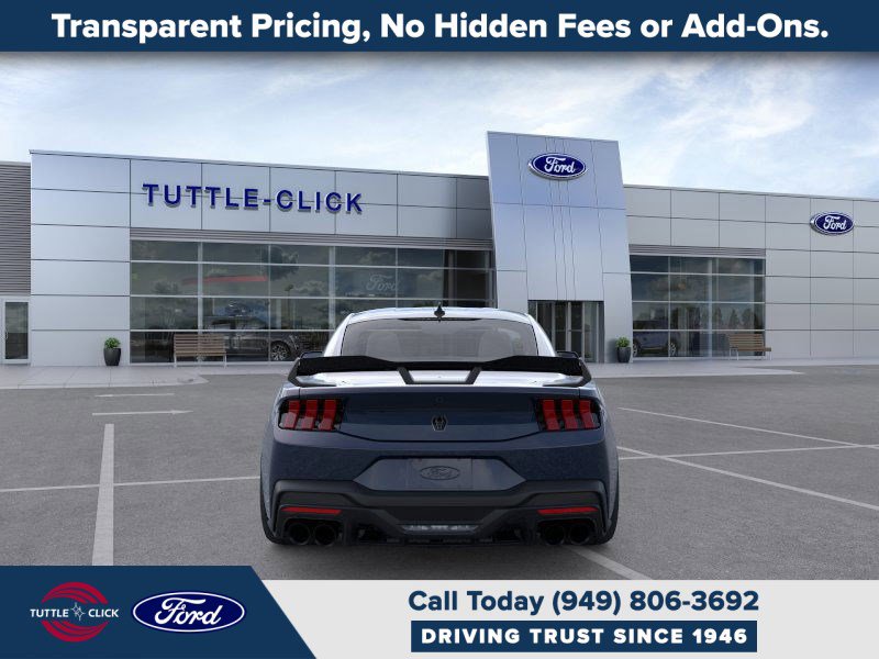 2025 Ford Mustang Dark Horse photo 4