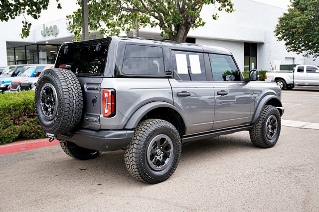 Used 2022 Gray Ford Badlands image 9