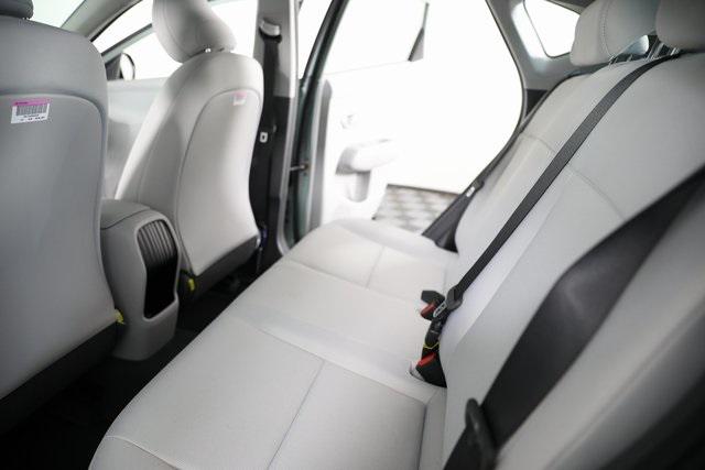 2026 Hyundai Kona SE photo 14