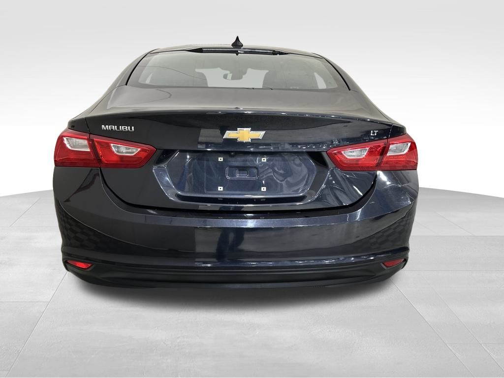 2023 Chevrolet Malibu 1LT photo 4