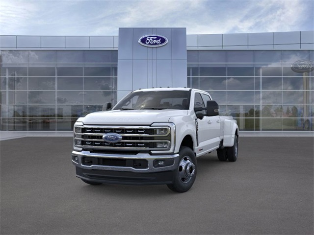 2026 Ford F-350 XLT photo 2