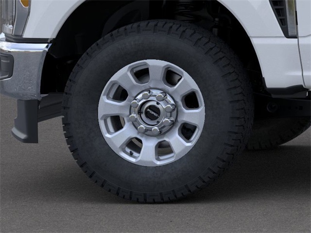 2025 Ford F-350 photo 17