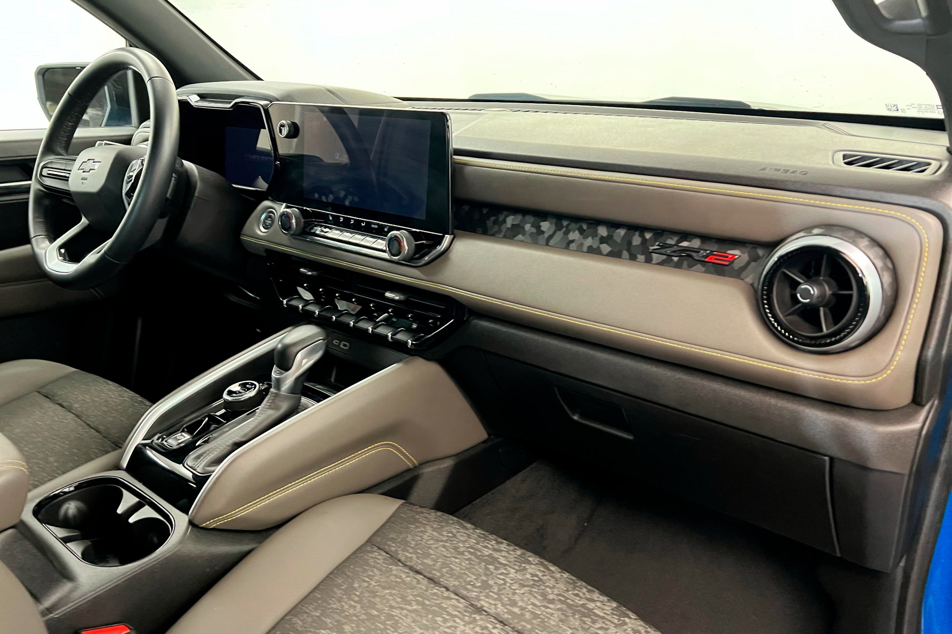 Certified Used 2024 Glacier Blue Metallic Chevrolet ZR2 image 23