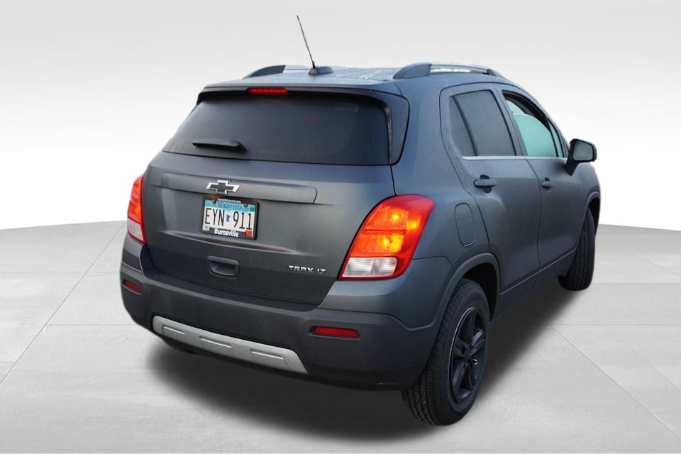 2016 Chevrolet Trax LT photo 3