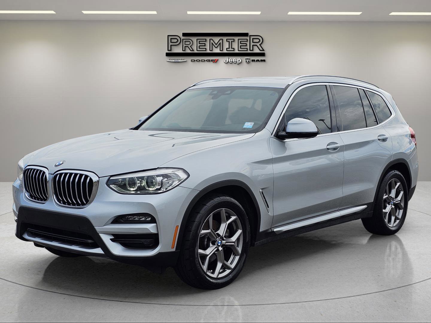 2020 BMW X3 30i's photo