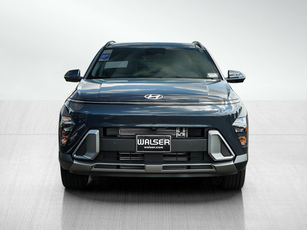 2026 Hyundai Kona Limited photo 2