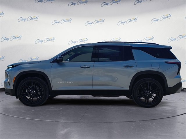 2026 Chevrolet Traverse photo 2