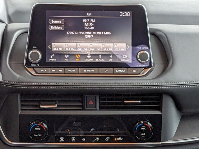 2025 Nissan Rogue SV photo 13