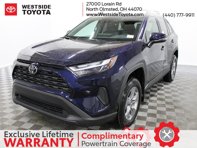 2025 Toyota RAV4 XLE's photo