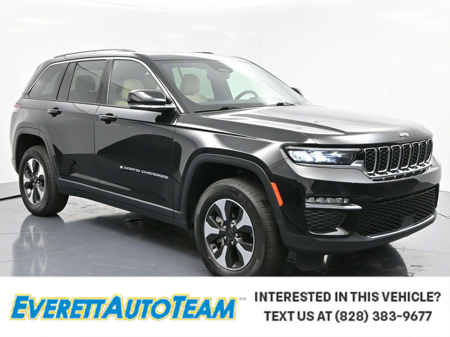 2022 Jeep Grand Cherokee 4xe's photo