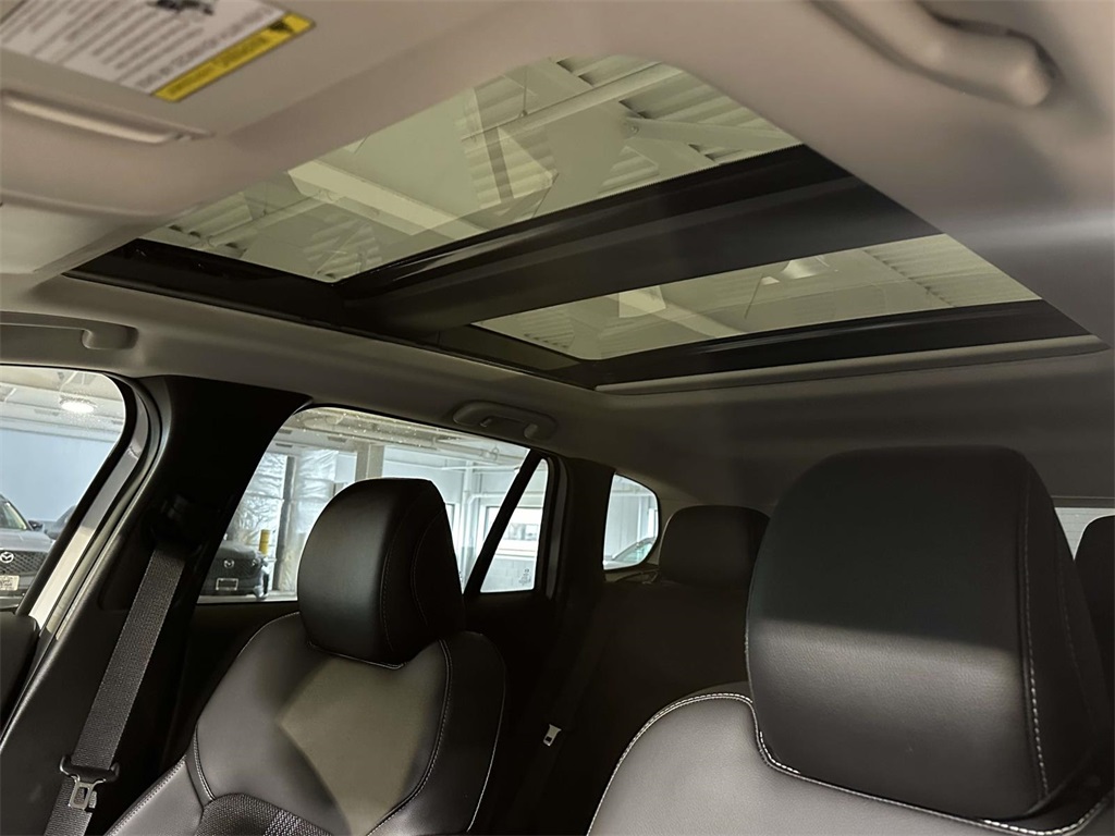 2025 Mazda CX-50 2.5 S Premium photo 4