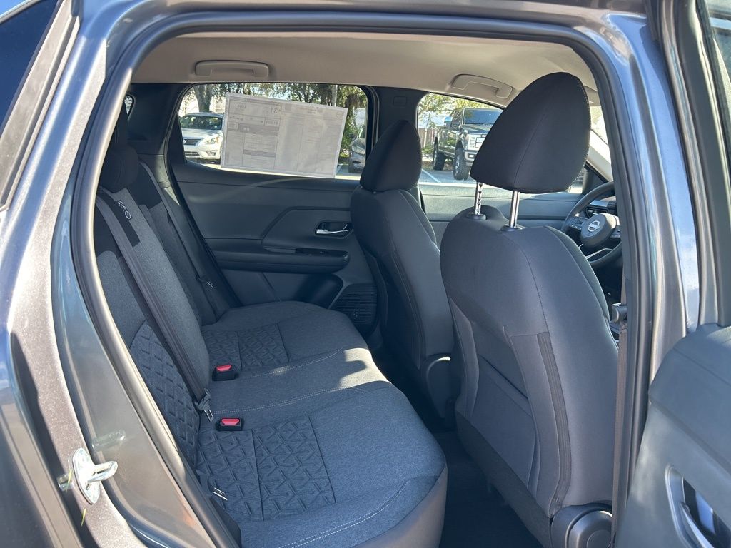 2026 Nissan Kicks SV photo 35