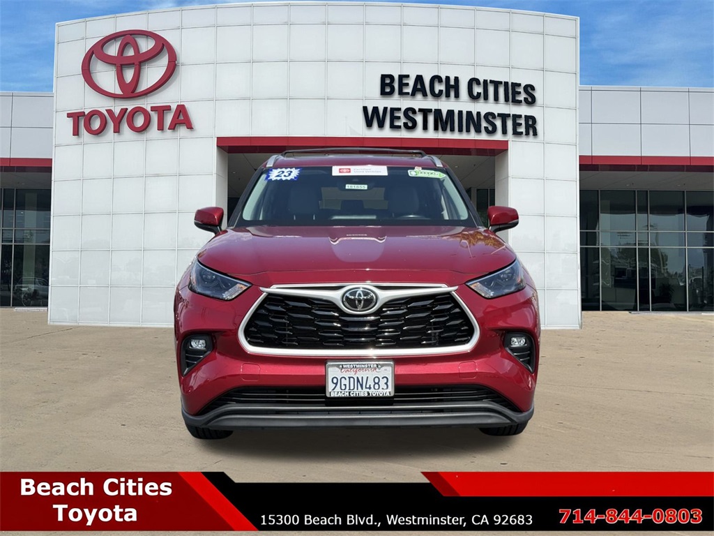 2023 Toyota Highlander XLE photo 4